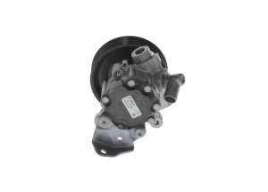 OHJAUSTEHOSTIMEN PUMPPU 280-320CDI (BOSCH) 3