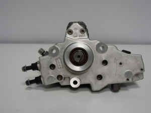 POLTTOAINEPUMPPU/VAIHTO CDI "RUISKUPUMPPU" OM646 (BOSCH)