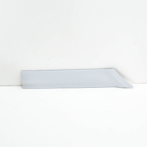 LISTA TAKALOKASUOJA OIK ETU (POHJUSTETTU) 49CM