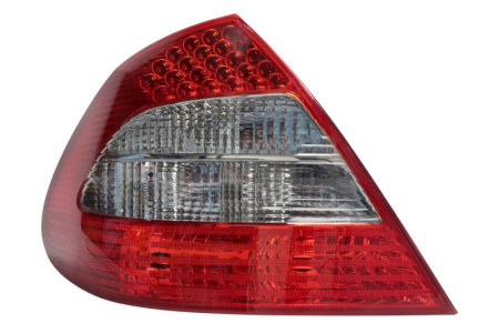TAKALYHTY LED ULOMPI VAS MERCEDES E W211 SEDAN 03.02-07.09 (TYC) TYC 11-11788-06-9