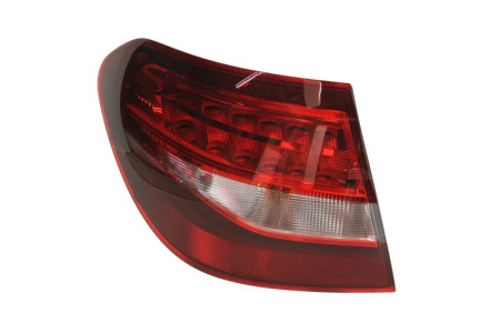 TAKAVALO ULOMPI LED VAS W205 FARMARI 12.13-12.18 (ULO)