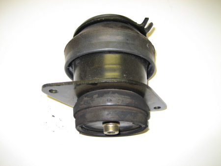 MOOTT.KUMITYYNY TAKA 94- 2.0 85KW***POISTO